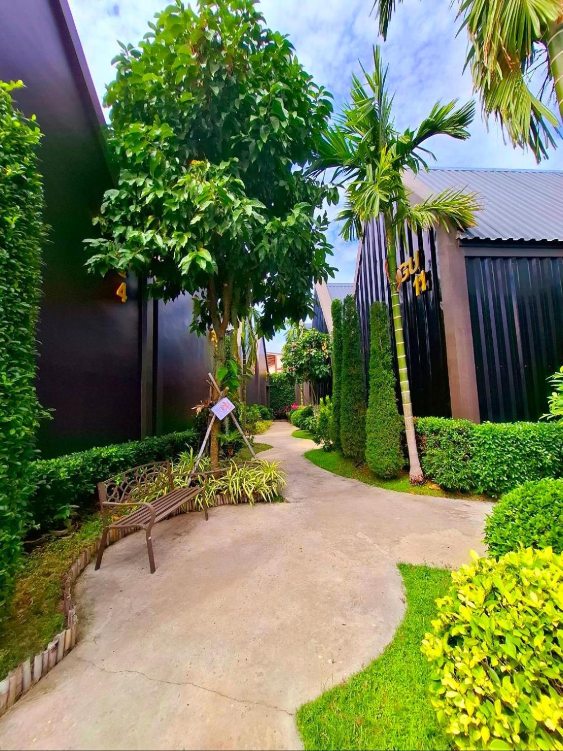 Sawasdee​ Buriram​ Resort Exterior photo
