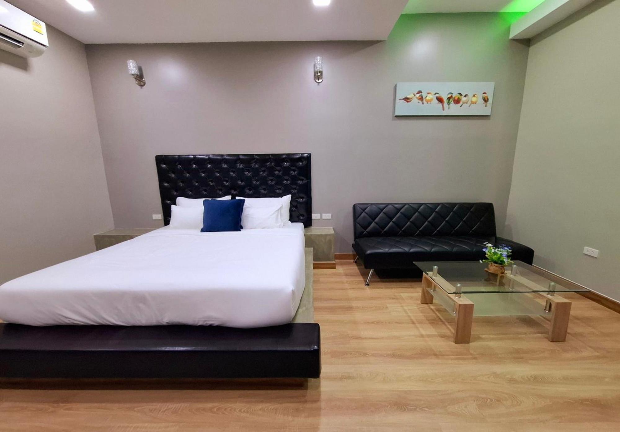 Sawasdee​ Buriram​ Resort Room photo
